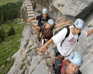 Via Ferarta Falaise de Curalla